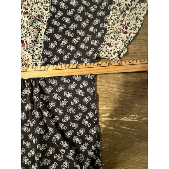 Madewell XS Flutter Sleeve Floral Smocked Top V neck fairy cottage Short Sleeve - Picture 3 of 9